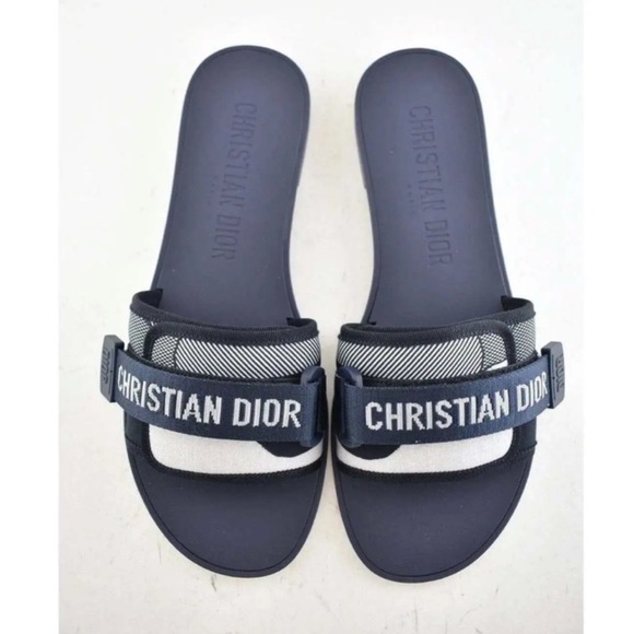 Dior Dio(r)evolution Slide - Picture 1 of 6